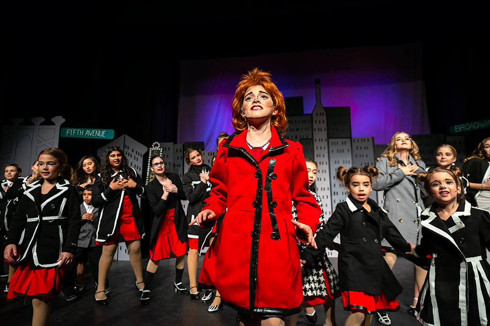Annie being accepted during a performance in Arizona Theater